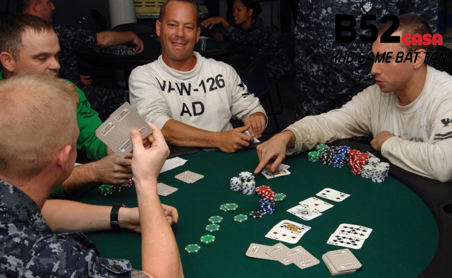 B52 Hướng Dẫn 10 Mẹo Chơi Poker Hiệu Quả Cho Người Mới Bắt Đầu